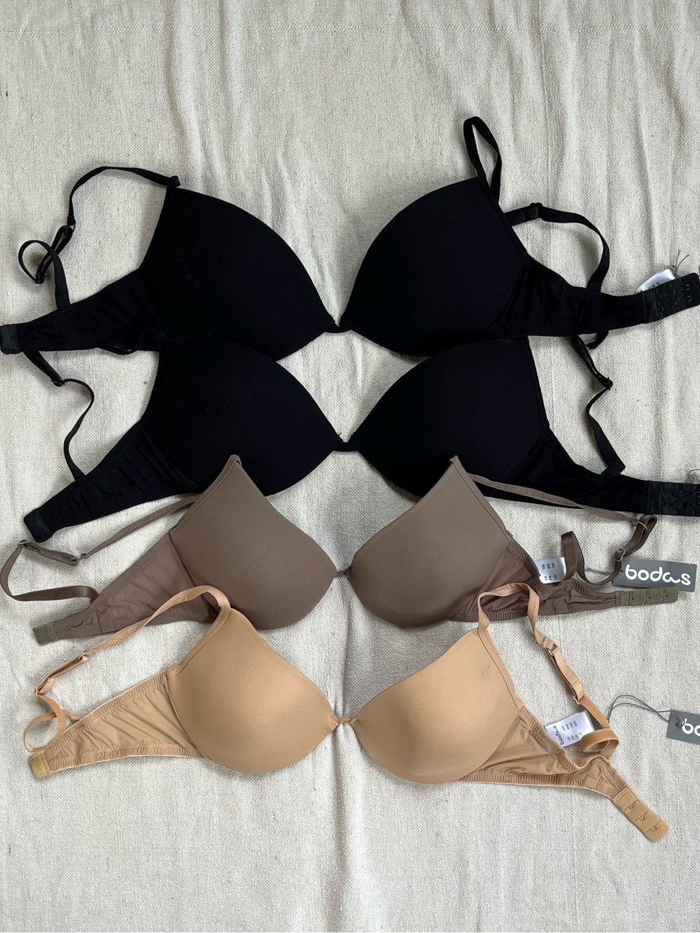 Bodas Bras 32E - bundle of four BNWT